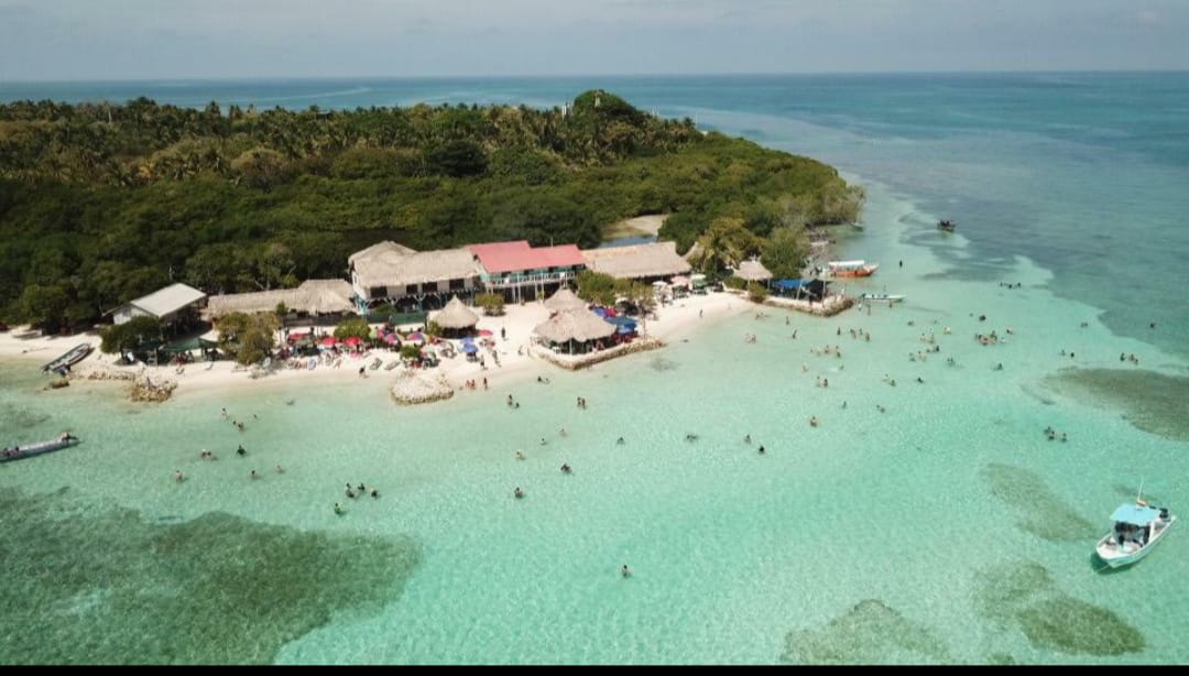 Isla Múcura (lancha)