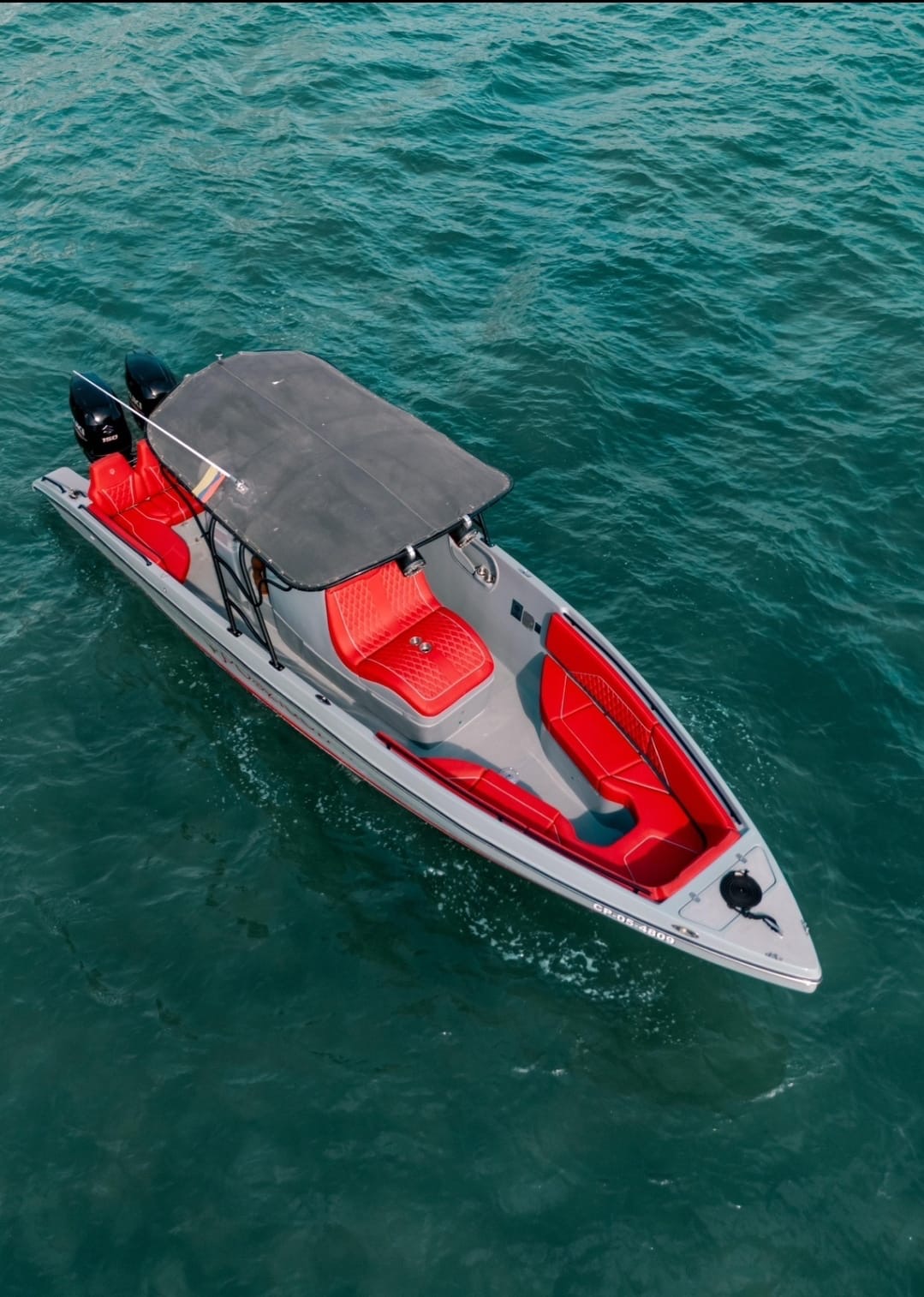 Bote Poseidon – 29ft